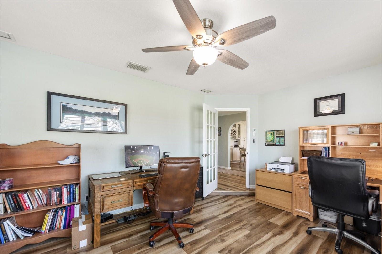 7133 AUGUSTA BLVD, SEMINOLE, FL, 33777