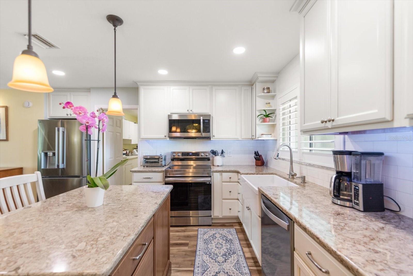 7133 AUGUSTA BLVD, SEMINOLE, FL, 33777