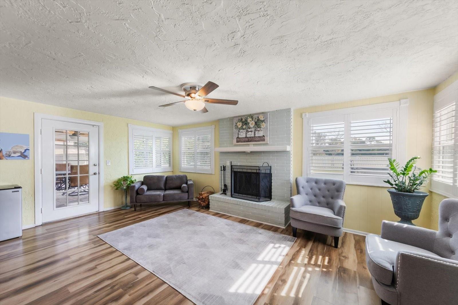 7133 AUGUSTA BLVD, SEMINOLE, FL, 33777