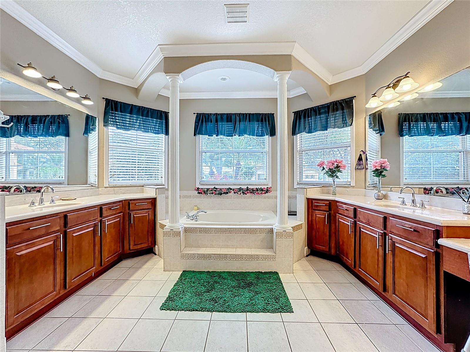 3719 EAGLE ISLE CIR, KISSIMMEE, FL, 34746