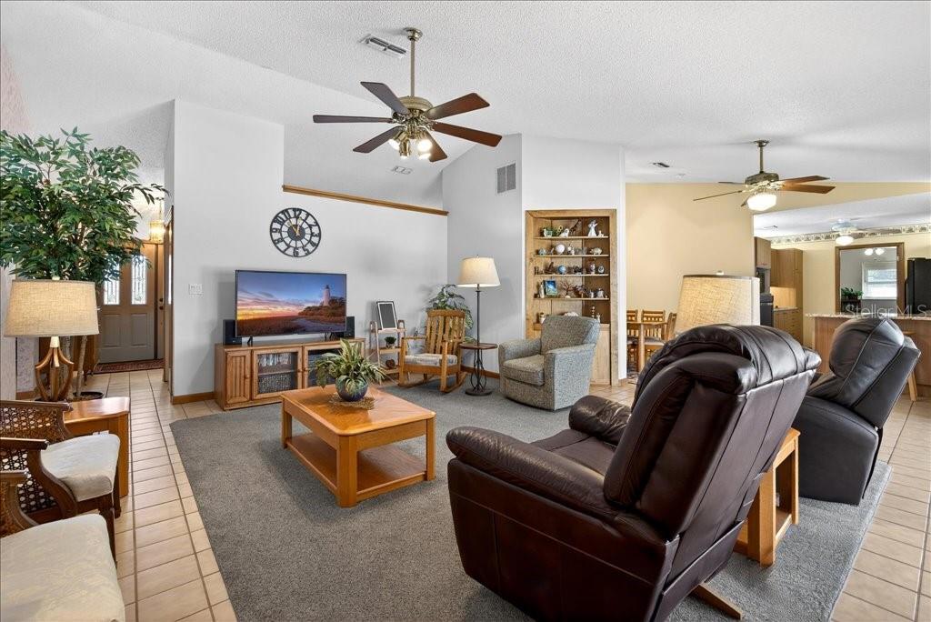 11 PARKWAY, PALM COAST, FL, 32164