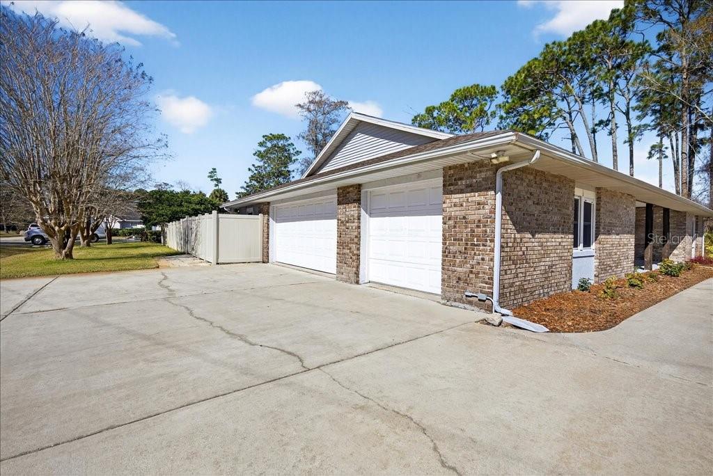 11 PARKWAY, PALM COAST, FL, 32164