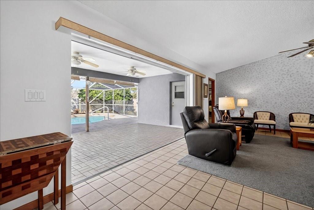 11 PARKWAY, PALM COAST, FL, 32164