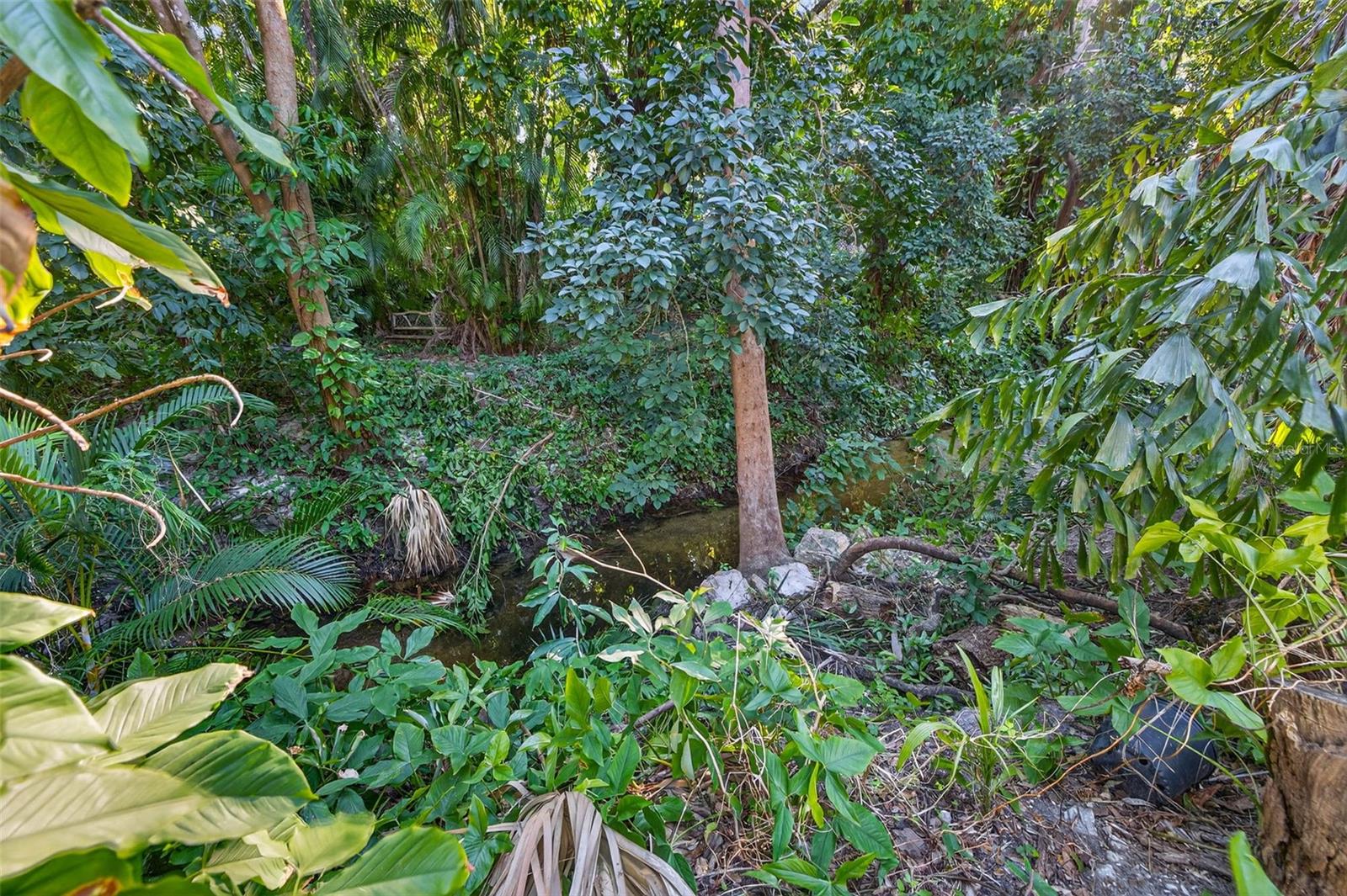 TB8469446 Property Photo