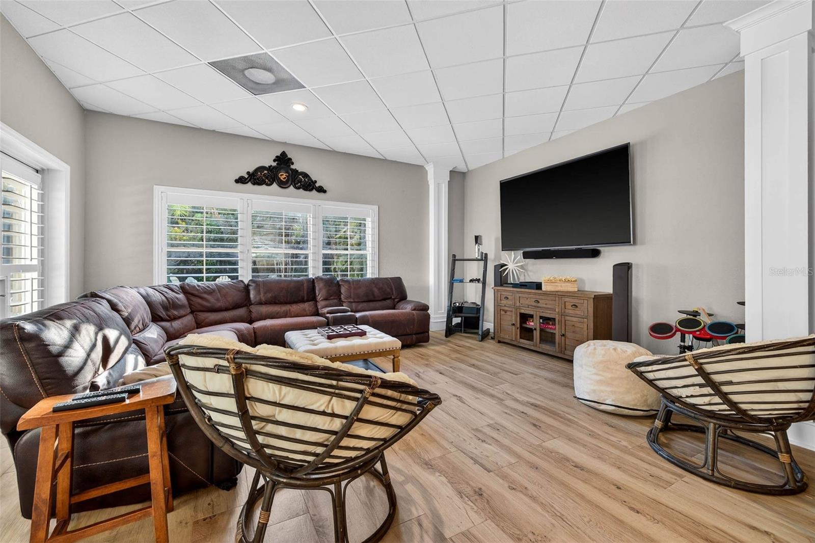 TB8469446 Property Photo