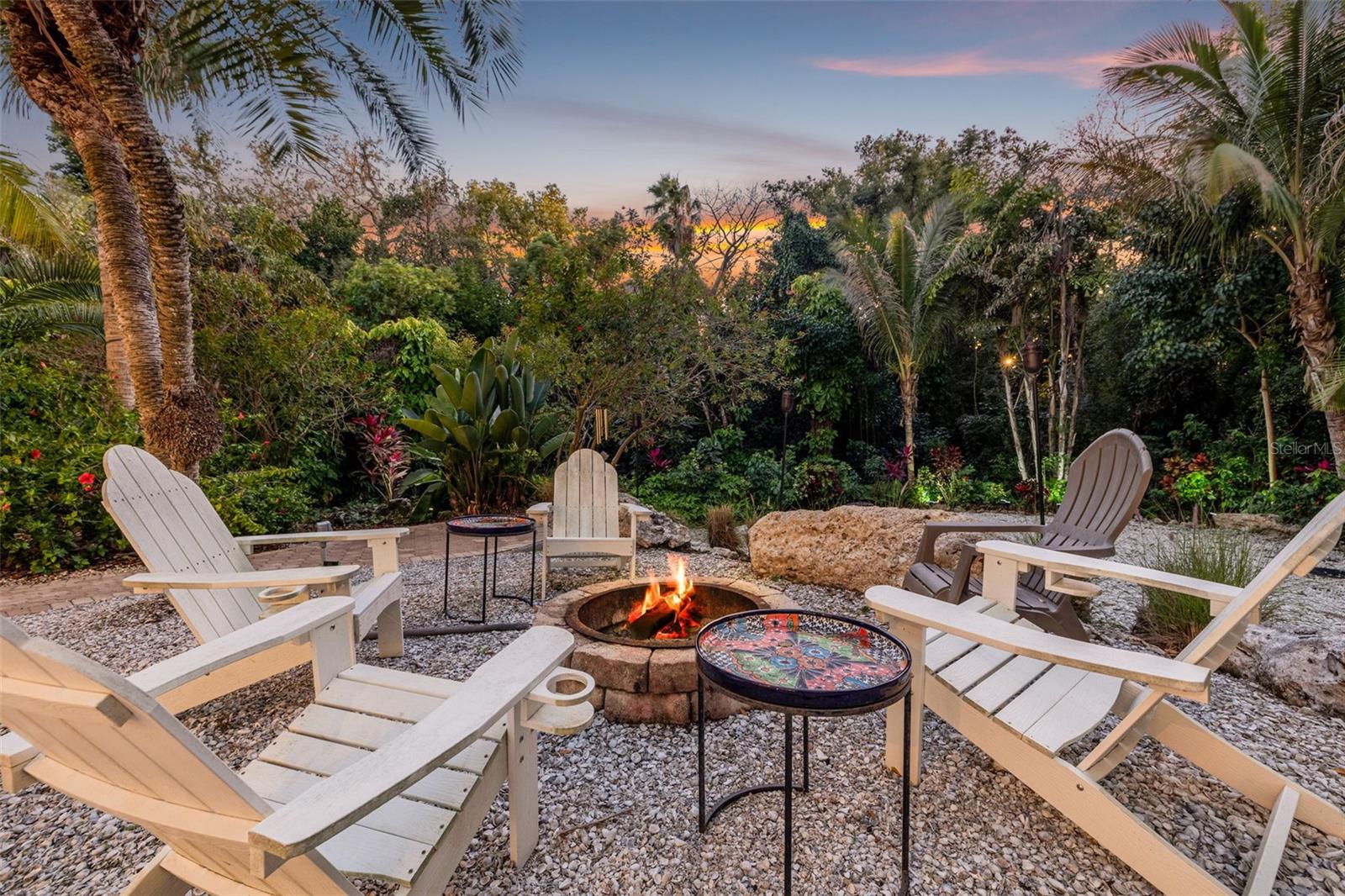 TB8469446 Property Photo