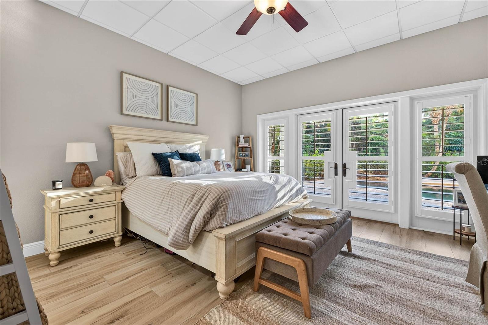 TB8469446 Property Photo