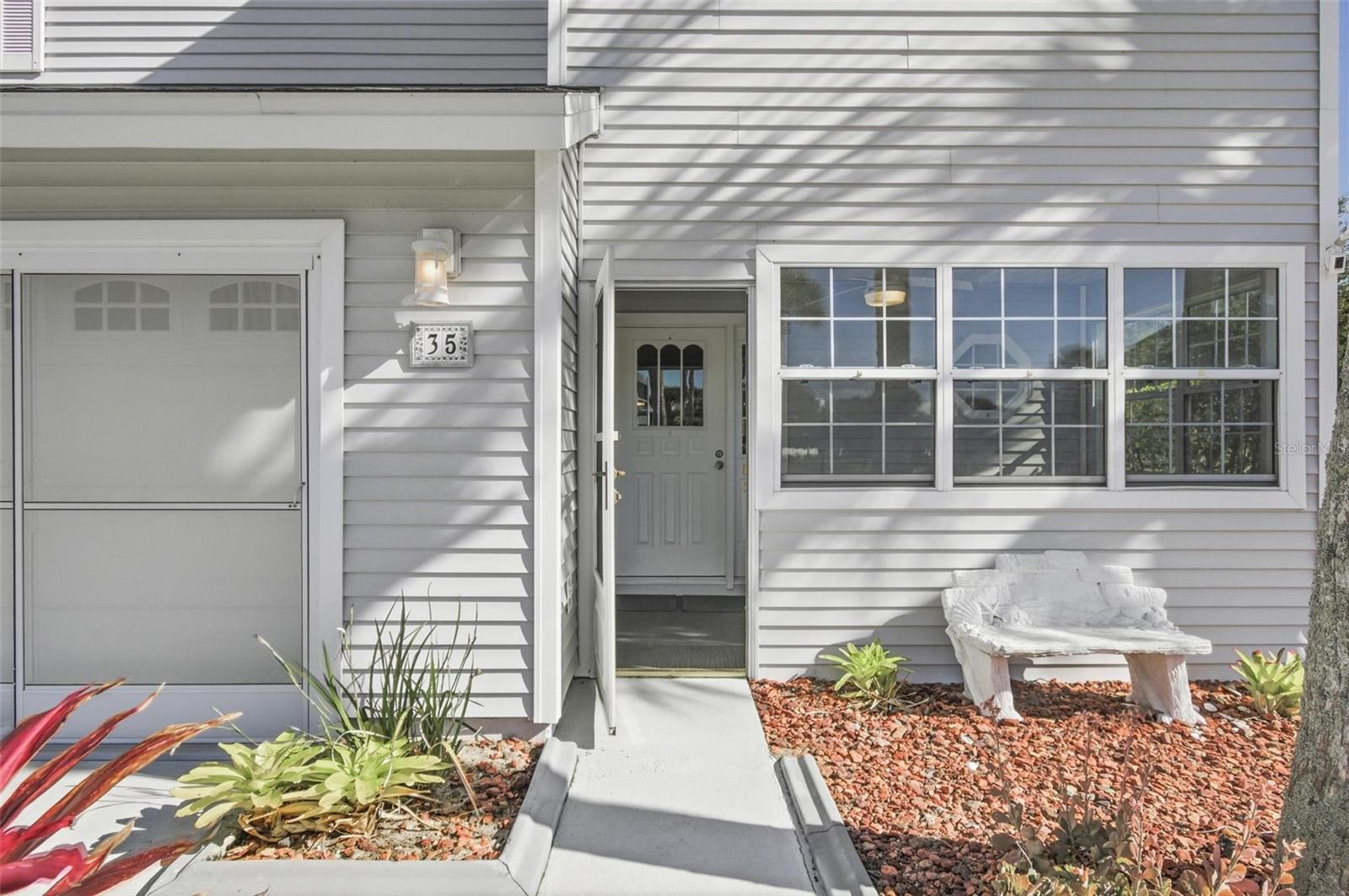 35 BEDFORD DR, PALM COAST, FL, 32137