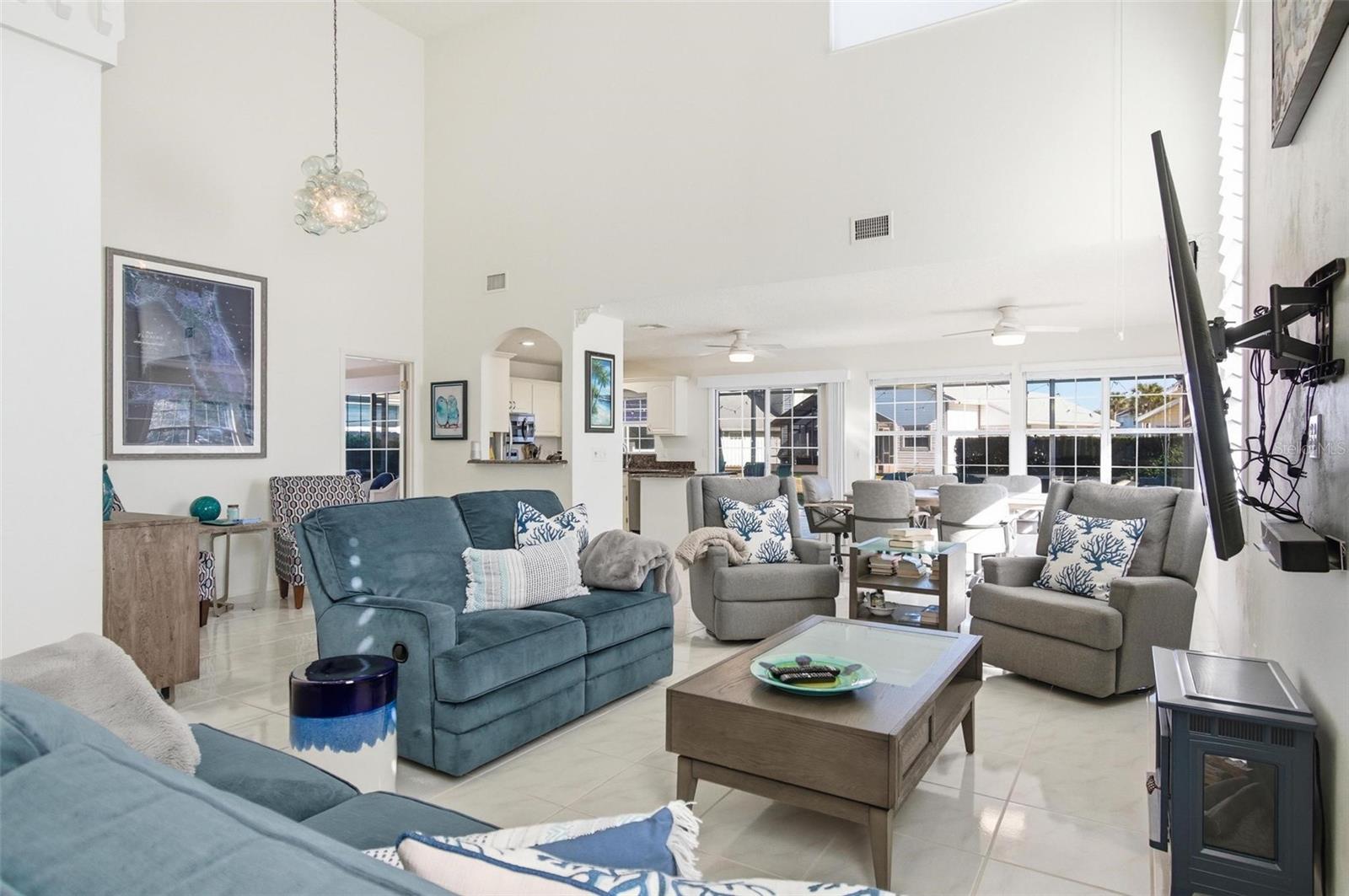 35 BEDFORD DR, PALM COAST, FL, 32137