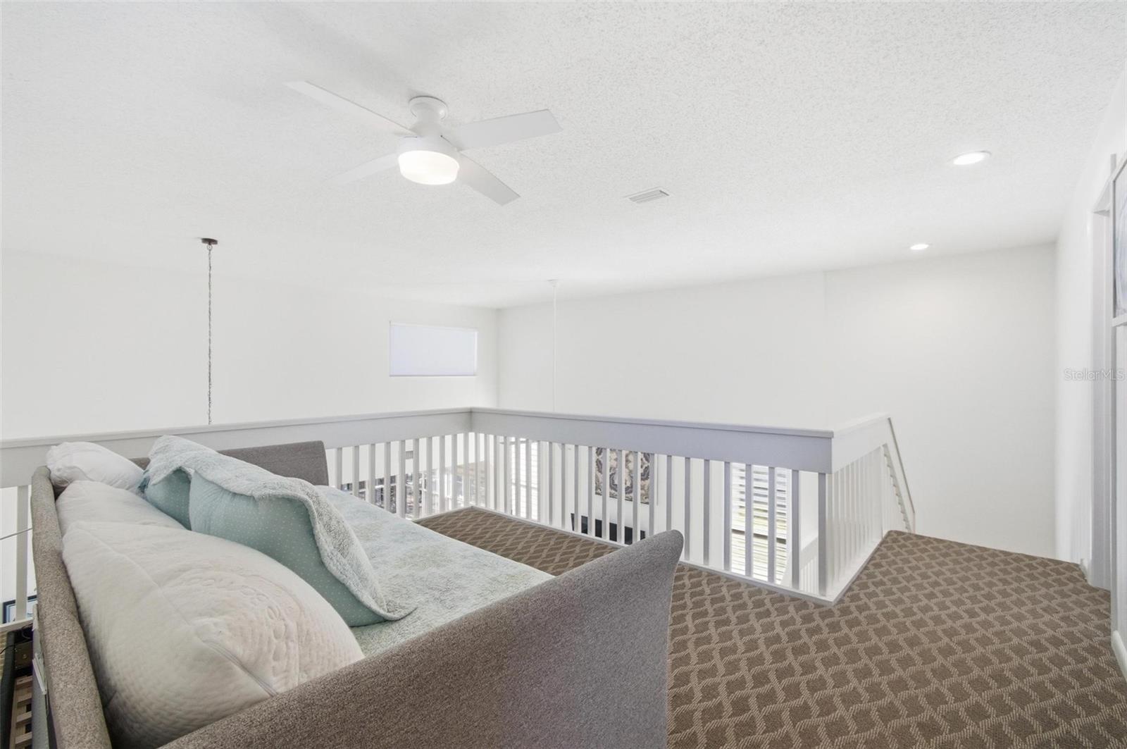 35 BEDFORD DR, PALM COAST, FL, 32137