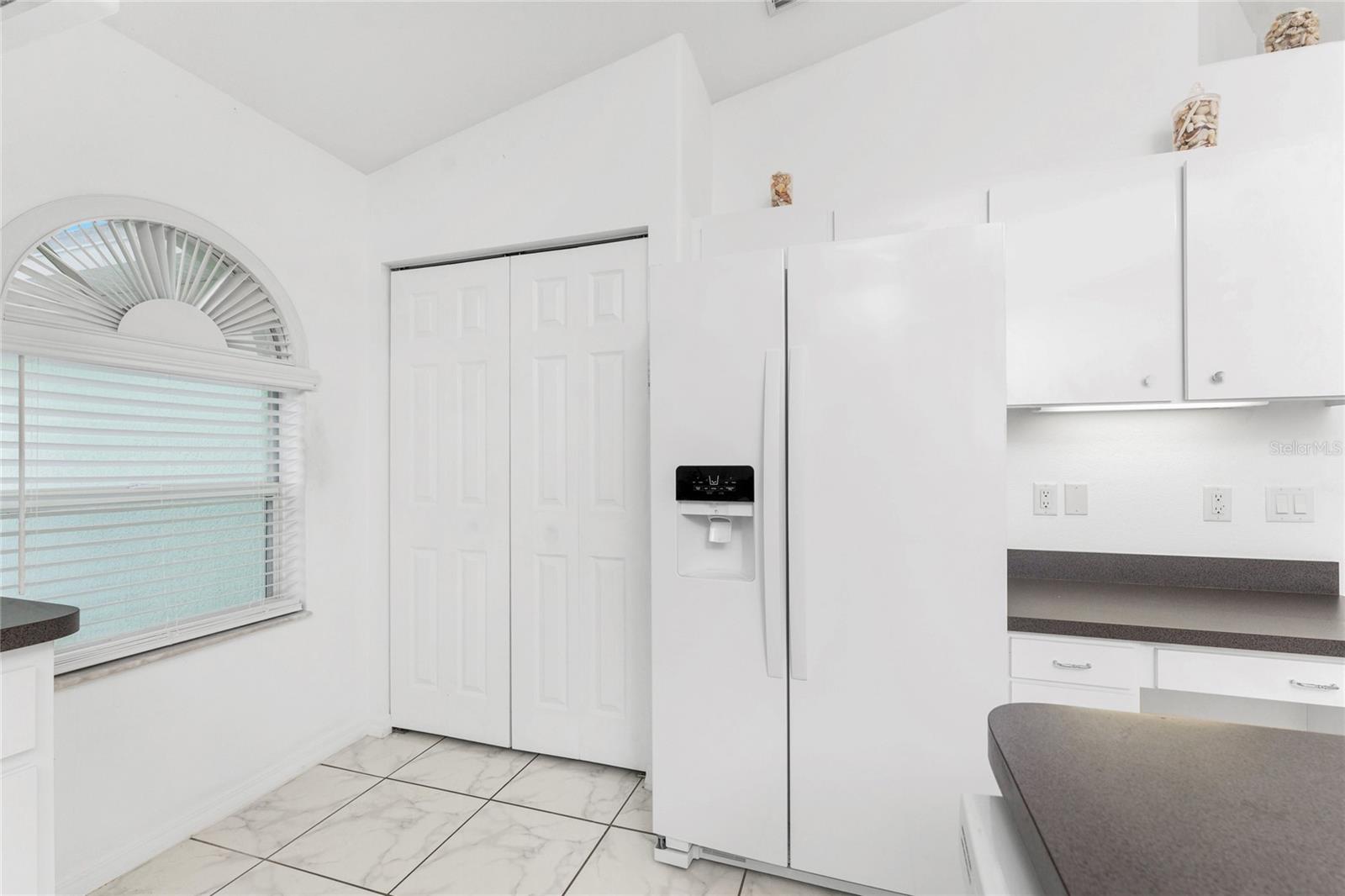 209 MARK TWAIN LN, ROTONDA WEST, FL, 33947