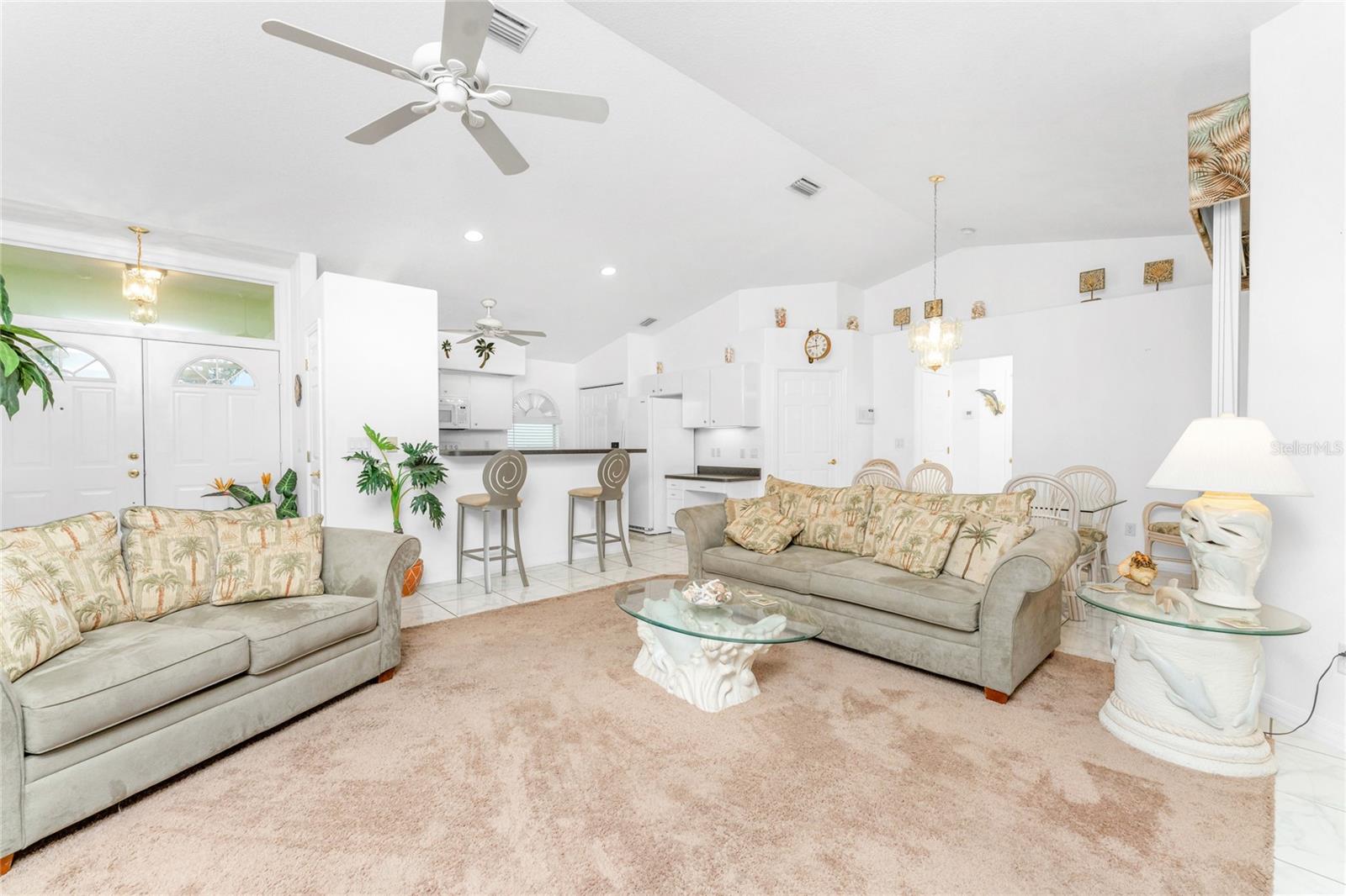 209 MARK TWAIN LN, ROTONDA WEST, FL, 33947