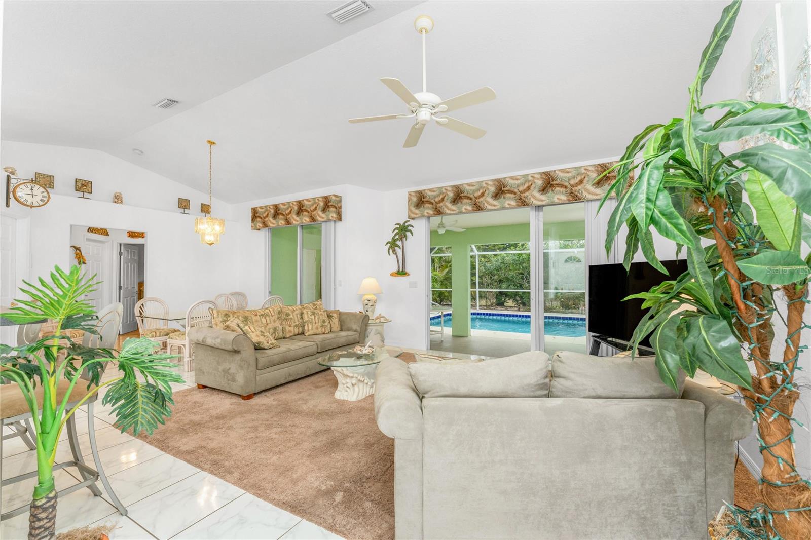 209 MARK TWAIN LN, ROTONDA WEST, FL, 33947
