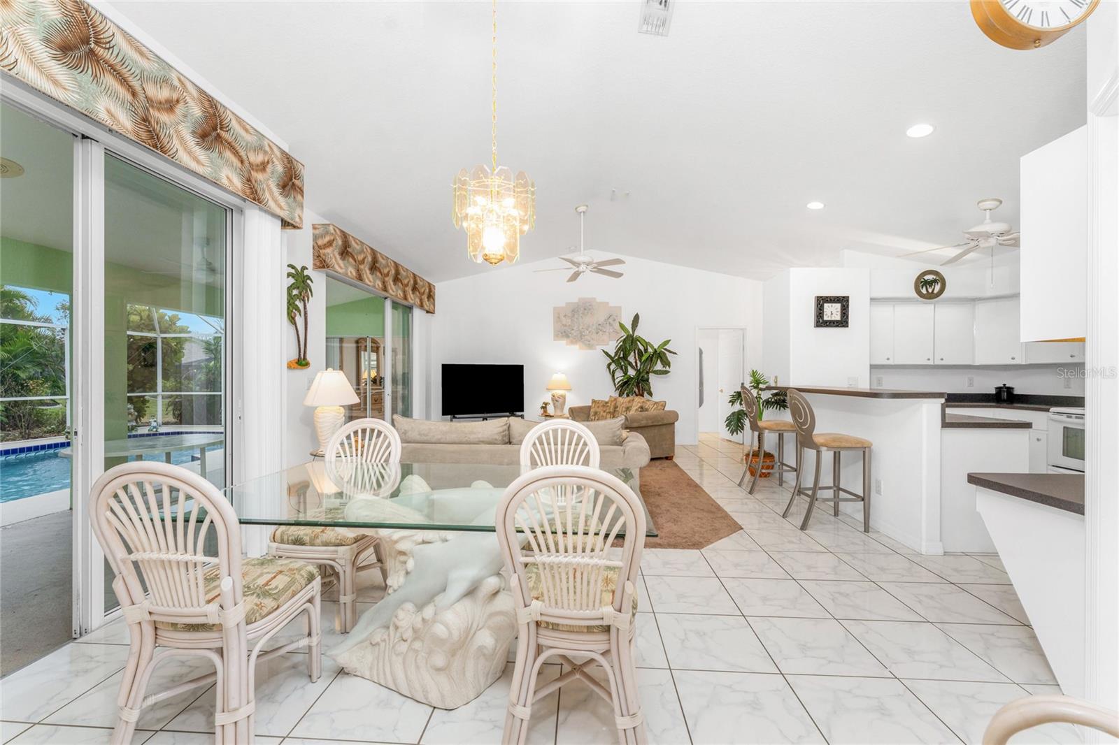 209 MARK TWAIN LN, ROTONDA WEST, FL, 33947