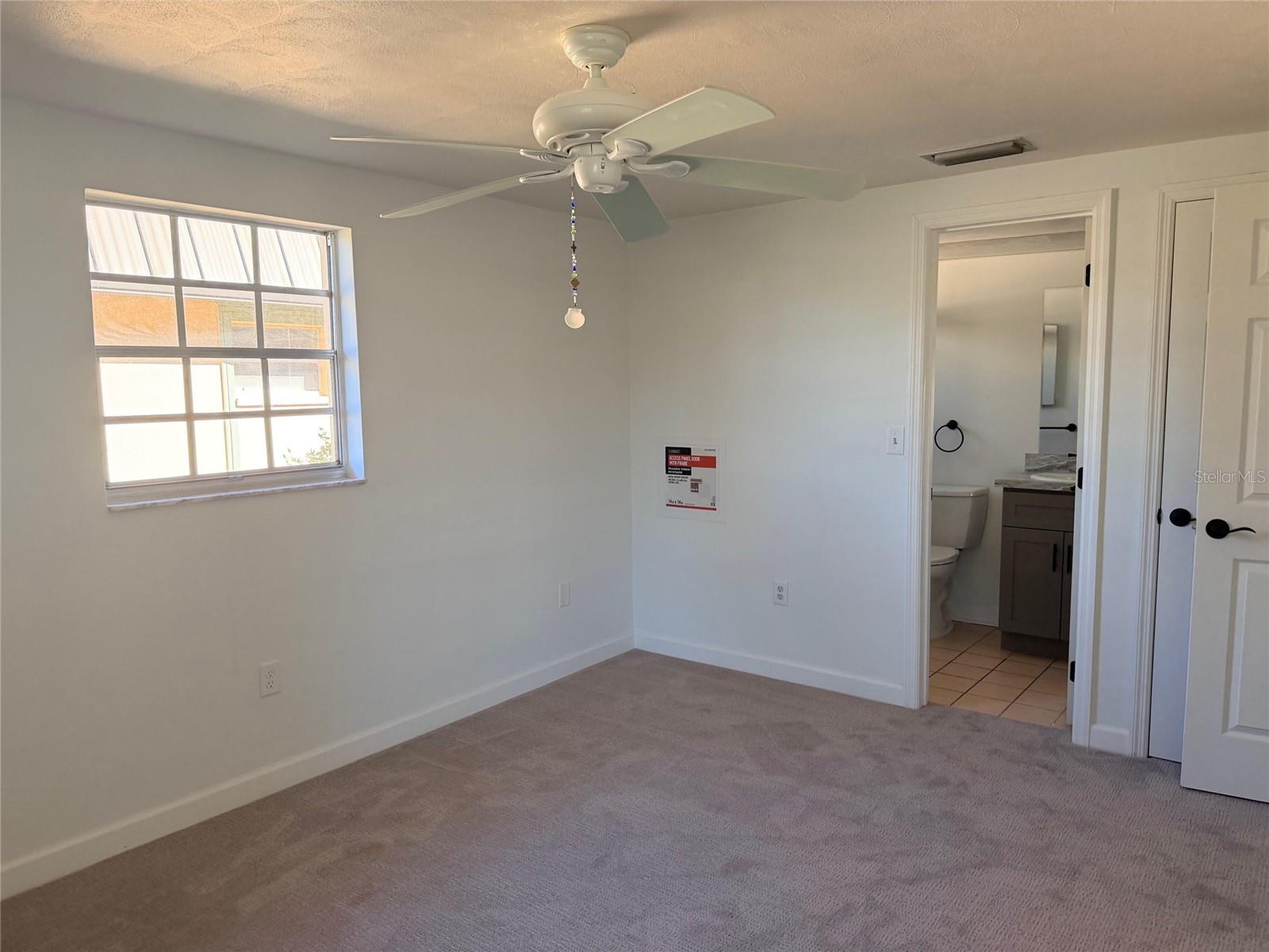 TB8469472 Property Photo