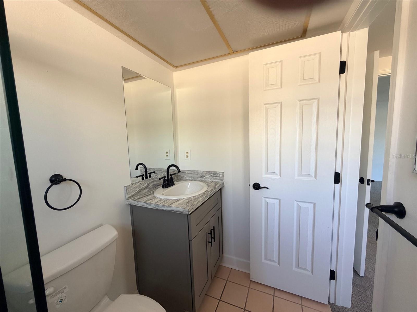 TB8469472 Property Photo