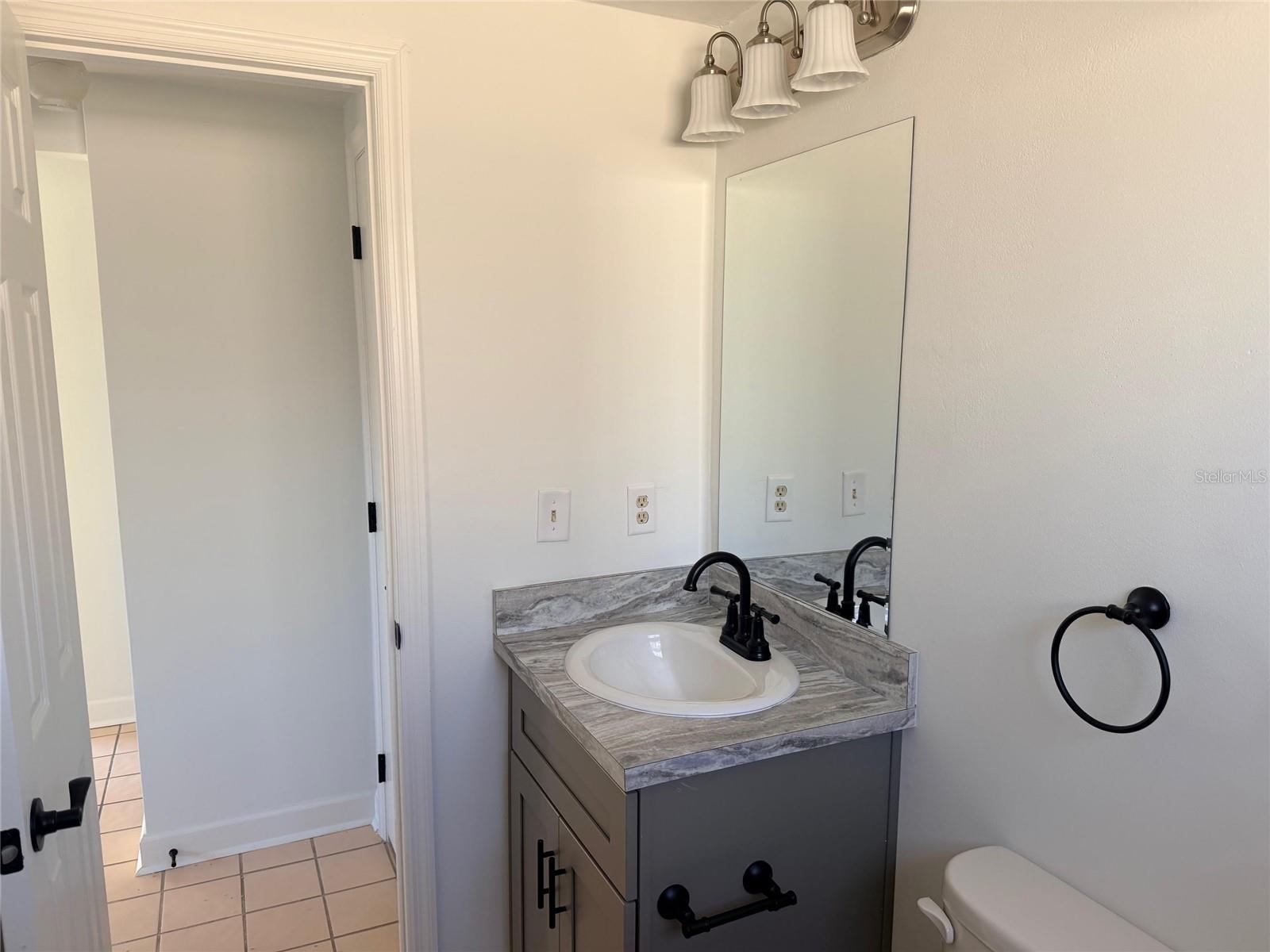 TB8469472 Property Photo