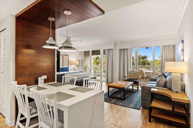 250 SANDS POINT RD #5203, LONGBOAT KEY, FL, 34228