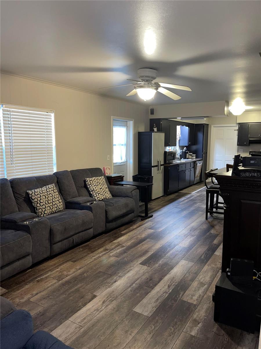 1038 EMERALD DR, BRANDON, FL, 33511