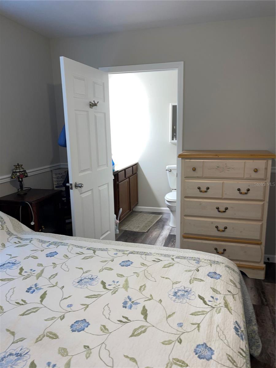 1038 EMERALD DR, BRANDON, FL, 33511