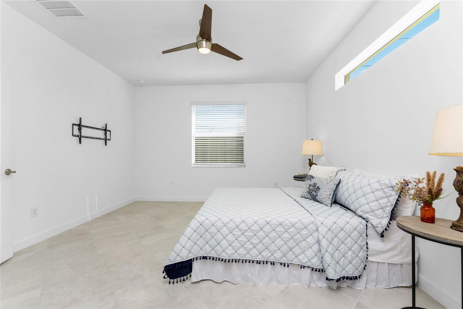 8117 SHORE LAKE DR, ENGLEWOOD, FL, 34224