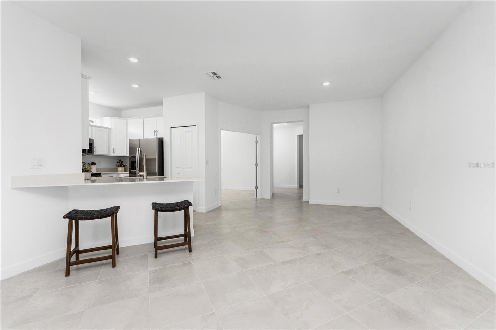 8117 SHORE LAKE DR, ENGLEWOOD, FL, 34224