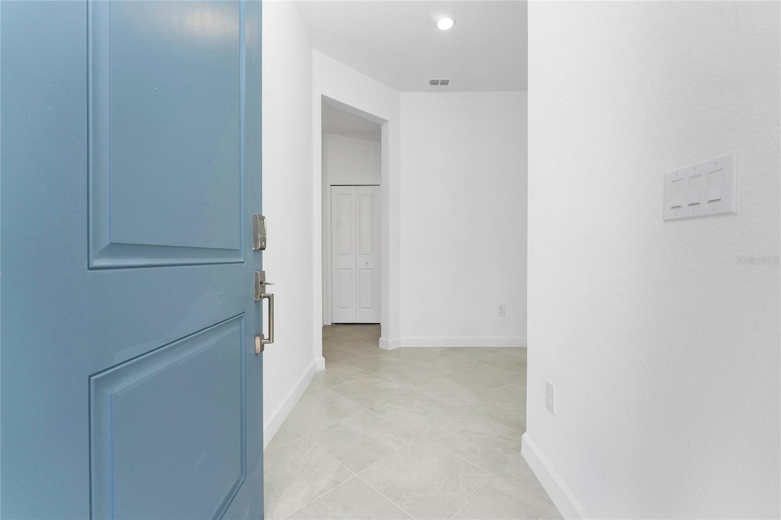 8117 SHORE LAKE DR, ENGLEWOOD, FL, 34224