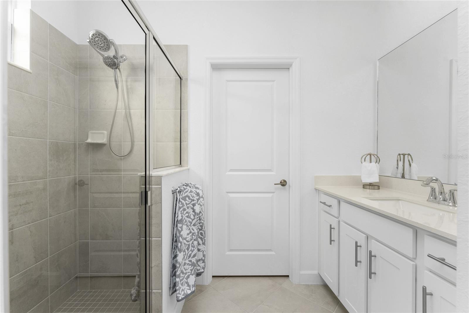 8117 SHORE LAKE DR, ENGLEWOOD, FL, 34224