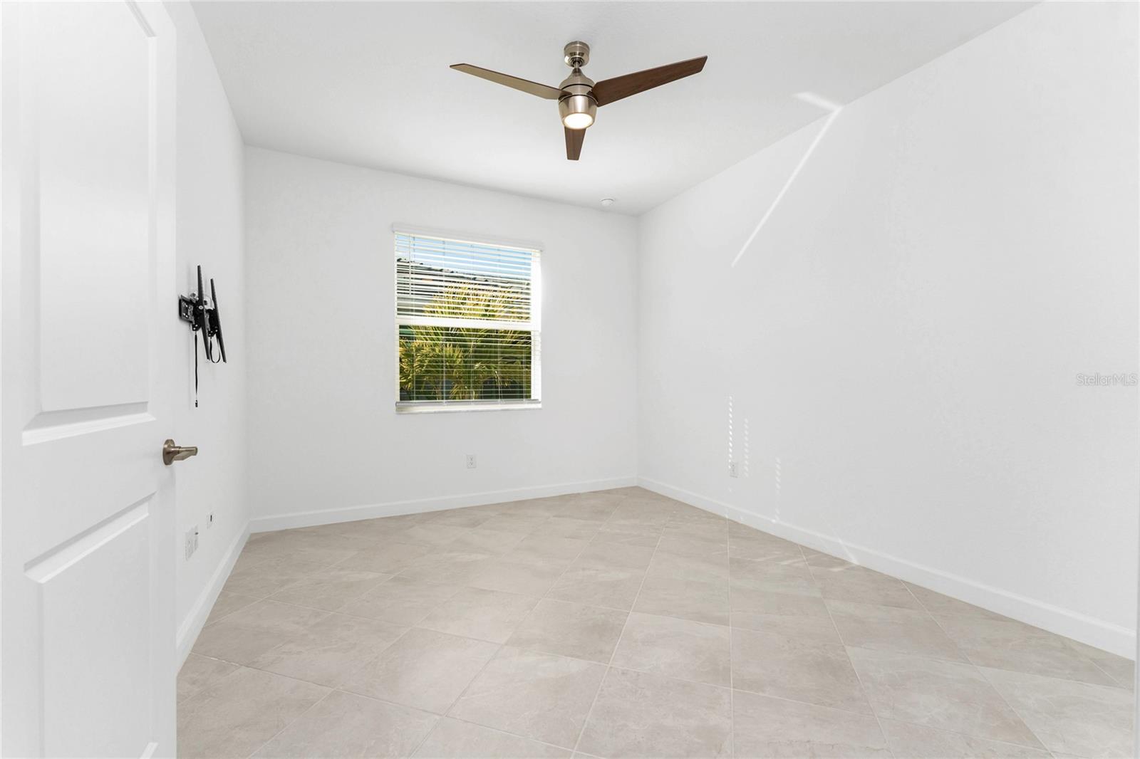 8117 SHORE LAKE DR, ENGLEWOOD, FL, 34224