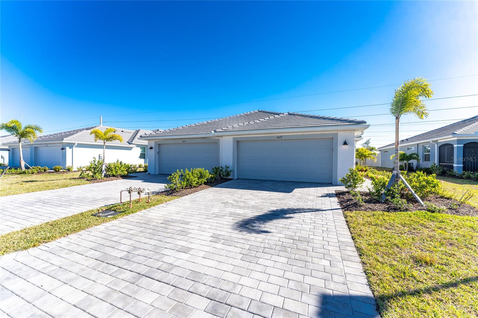 8117 SHORE LAKE DR, ENGLEWOOD, FL, 34224