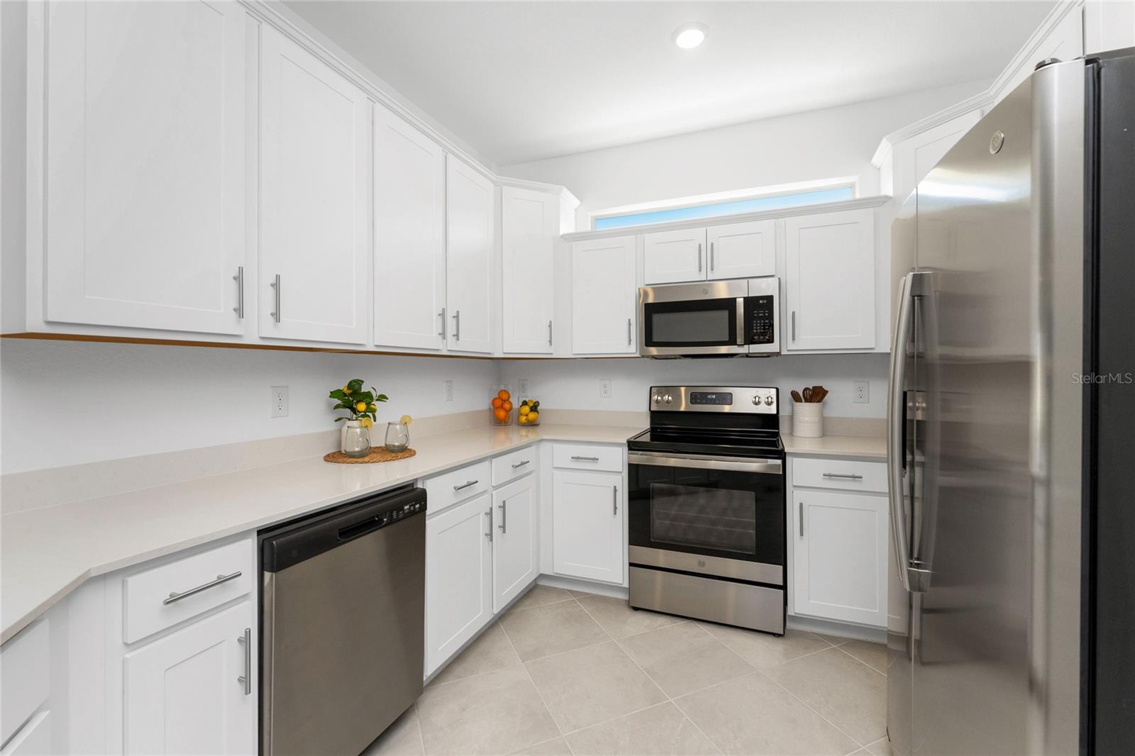 8117 SHORE LAKE DR, ENGLEWOOD, FL, 34224