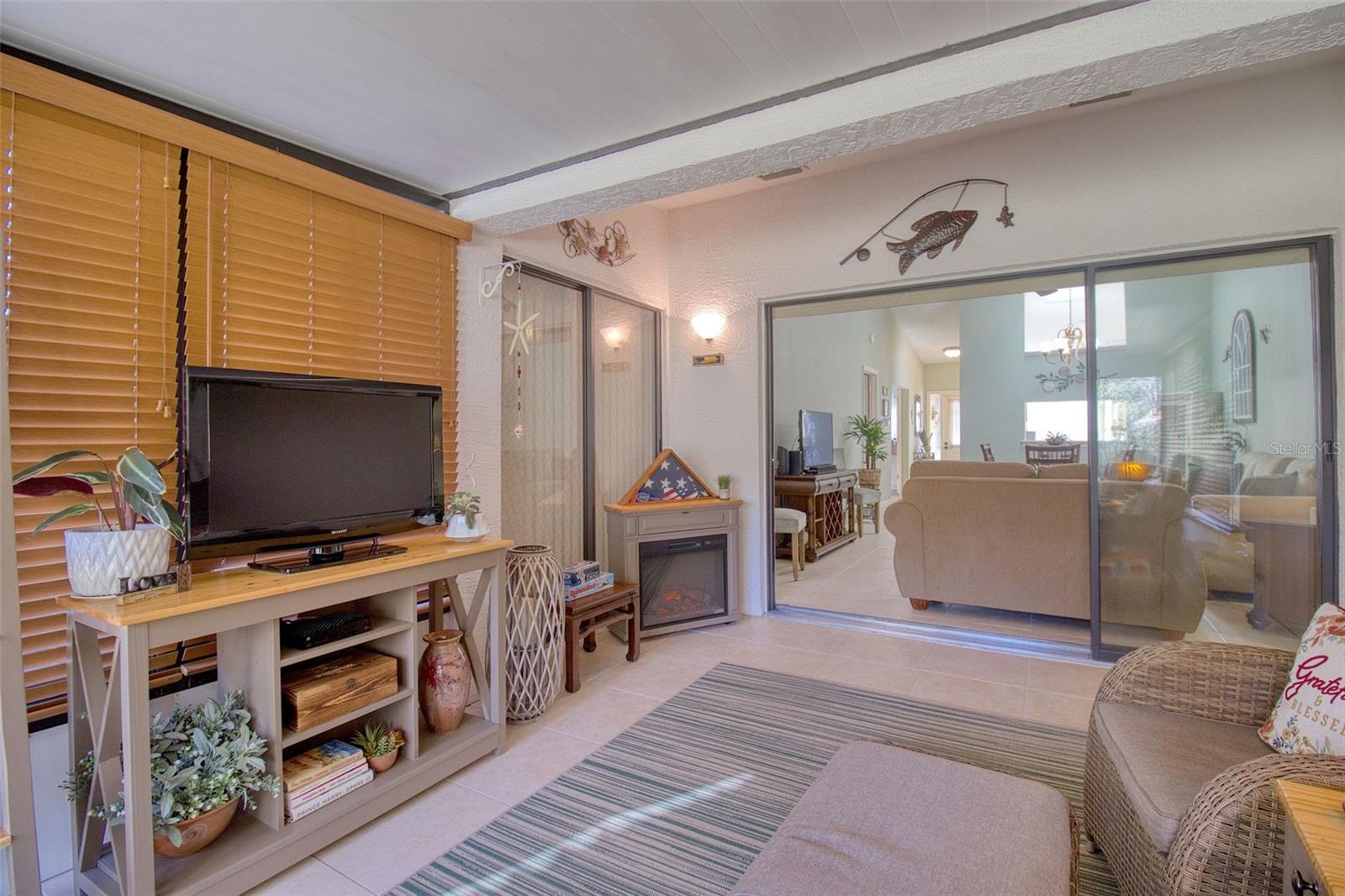 3177 CHARTER CLUB DR #B, TARPON SPRINGS, FL, 34688