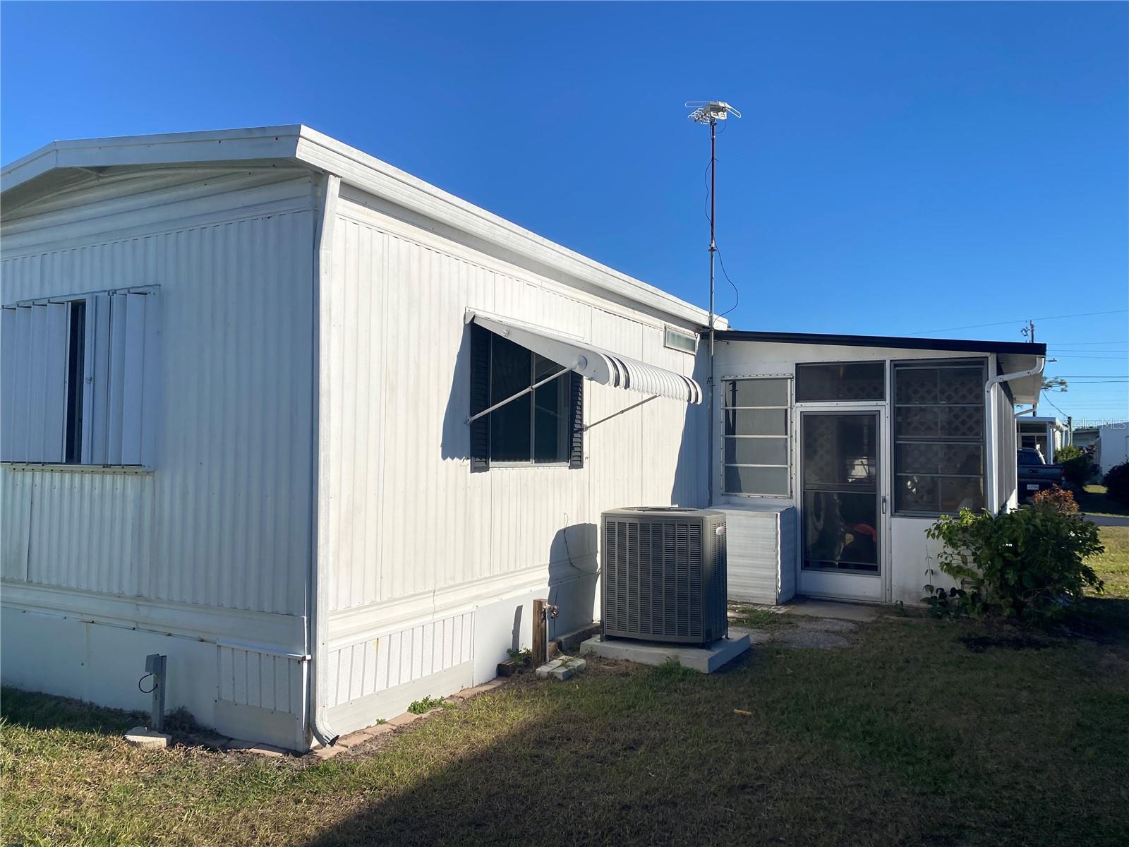 C7521017 Property Photo