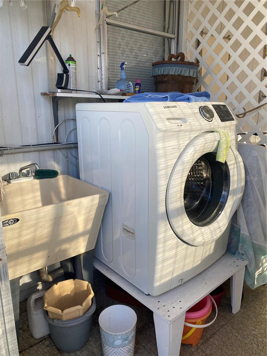 C7521017 Property Photo