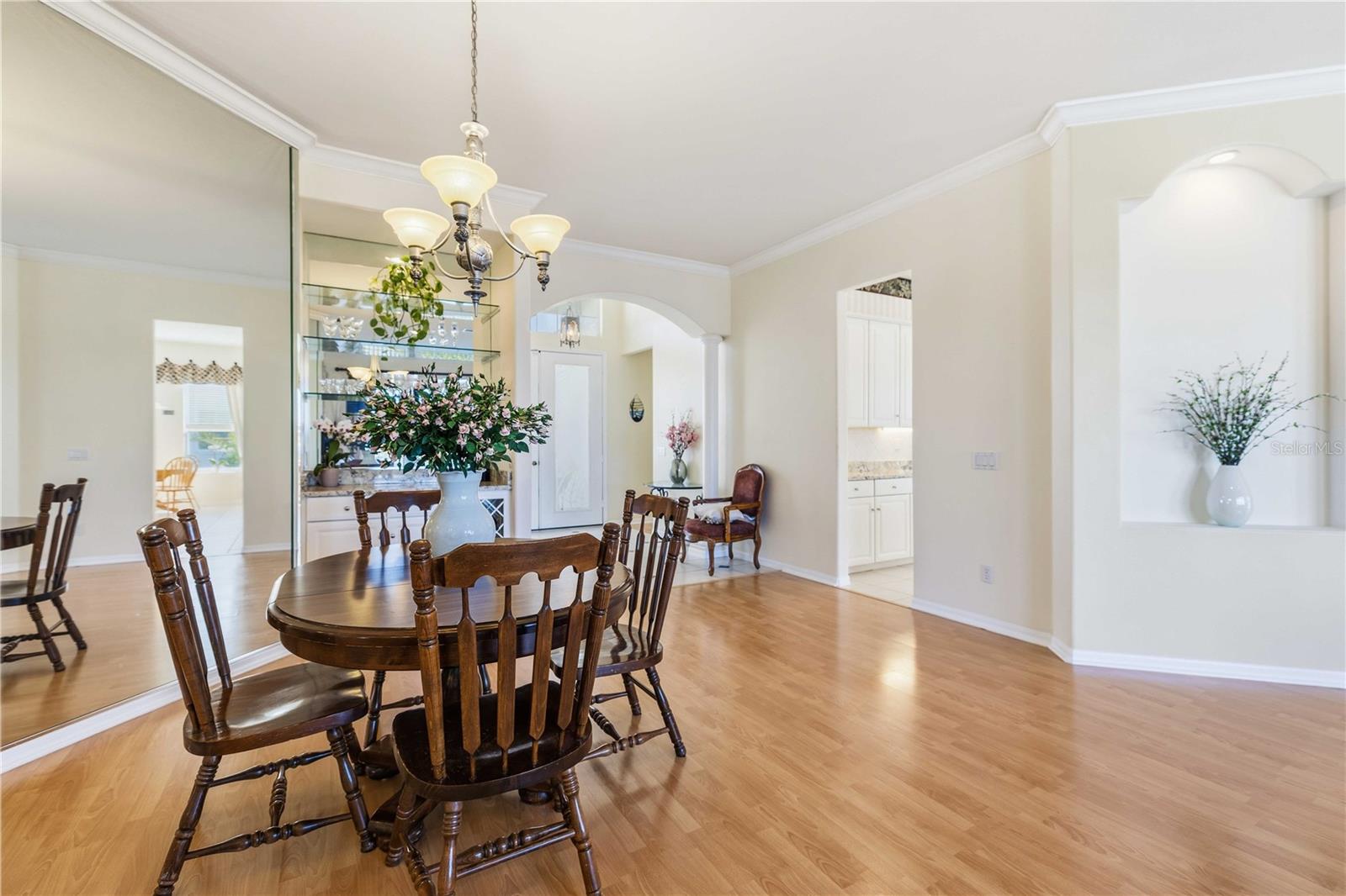 136 41ST CIR E, BRADENTON, FL, 34208