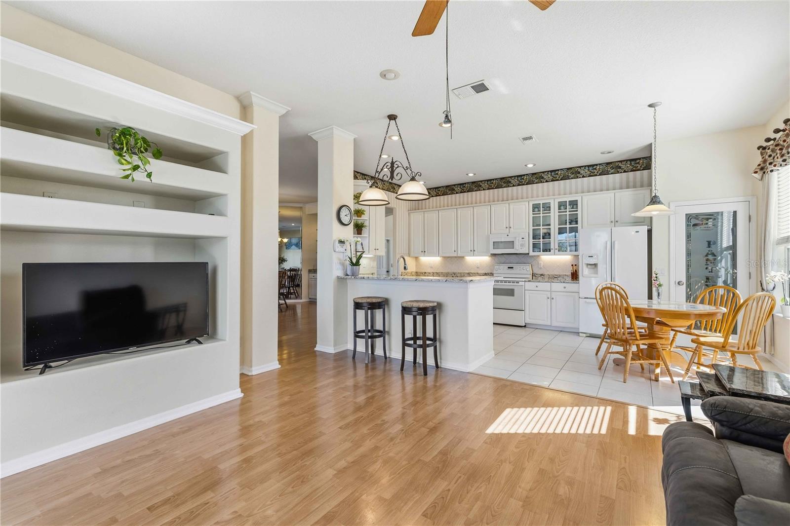 136 41ST CIR E, BRADENTON, FL, 34208