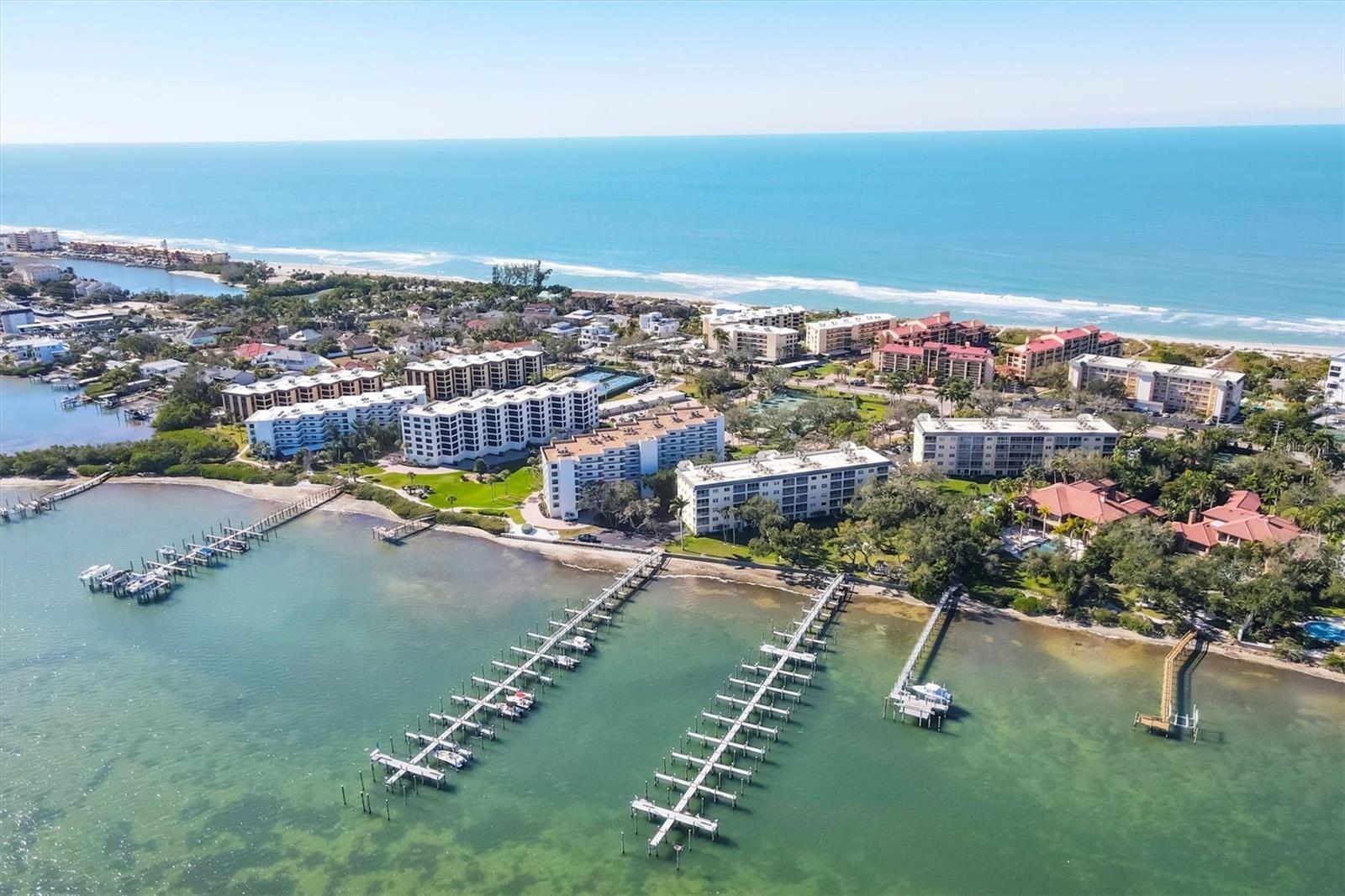 8750 MIDNIGHT PASS RD #302, SARASOTA, FL, 34242