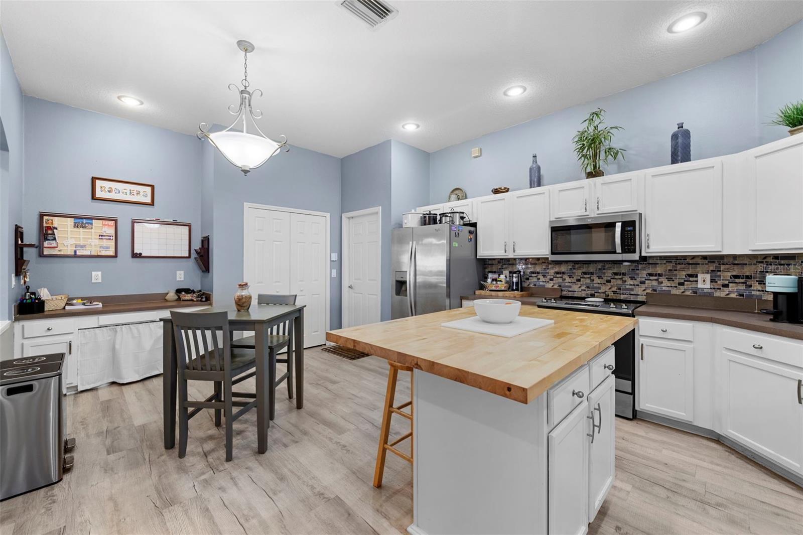 4962 BOOKELIA CIR, BRADENTON, FL, 34203