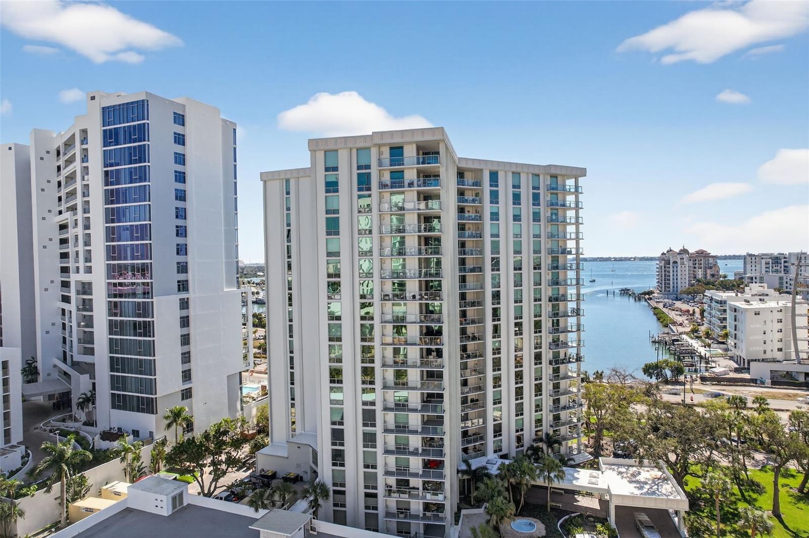 1111 N GULFSTREAM AVE #8D, SARASOTA, FL, 34236