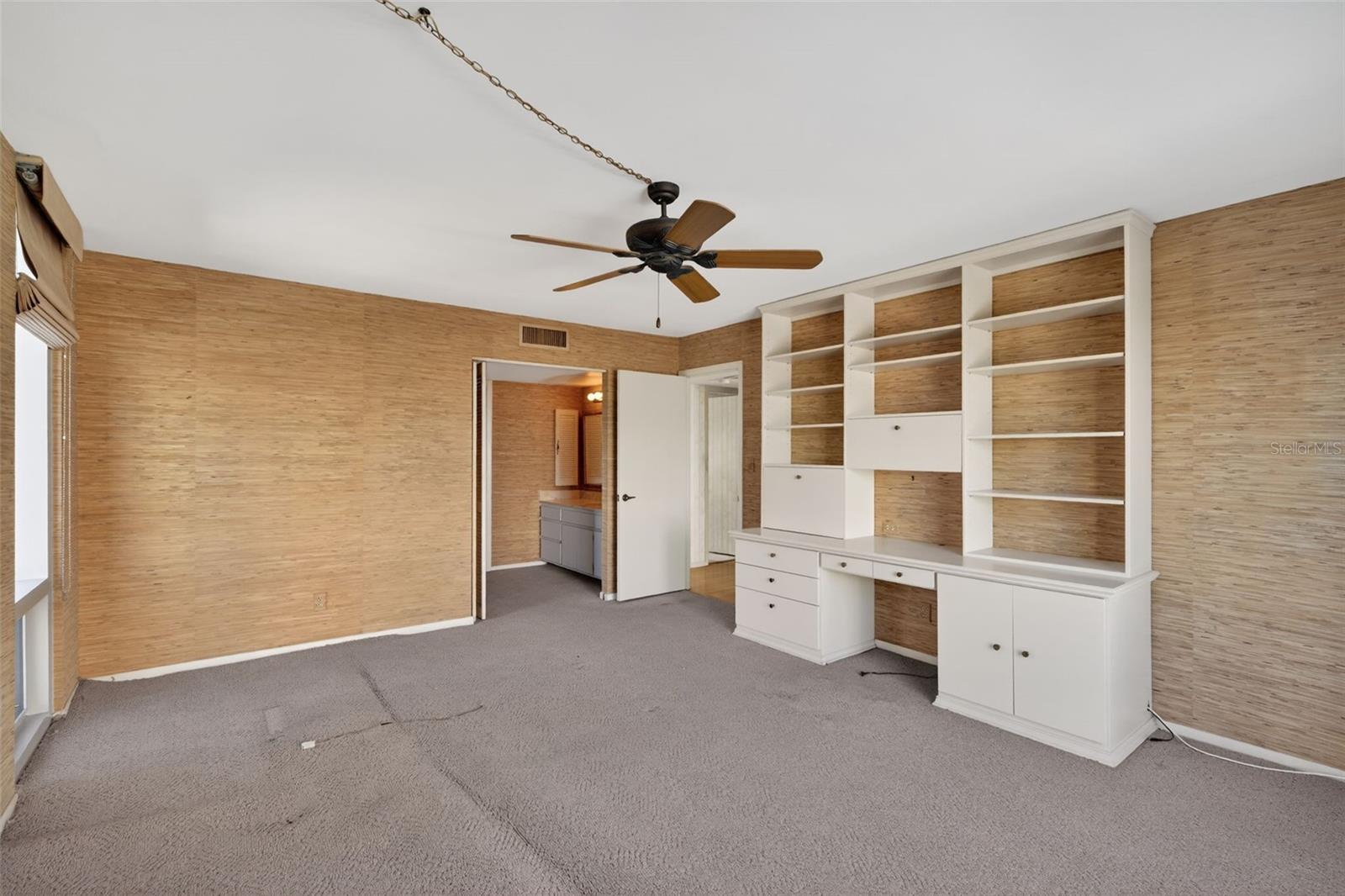 1111 N GULFSTREAM AVE #8D, SARASOTA, FL, 34236