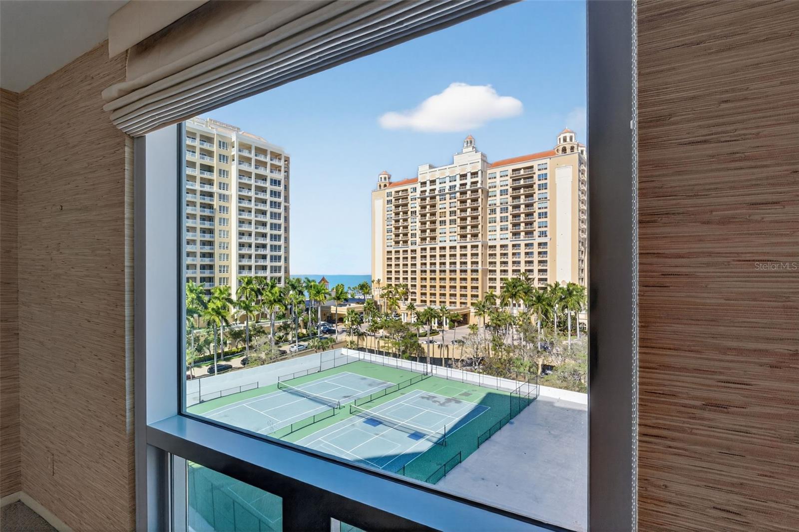 1111 N GULFSTREAM AVE #8D, SARASOTA, FL, 34236