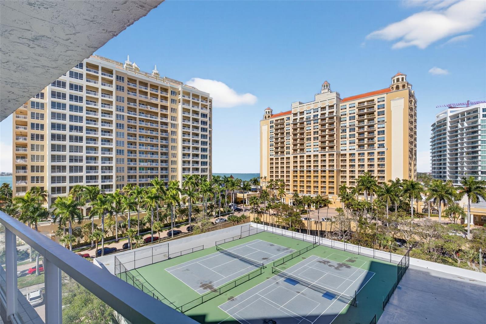 1111 N GULFSTREAM AVE #8D, SARASOTA, FL, 34236