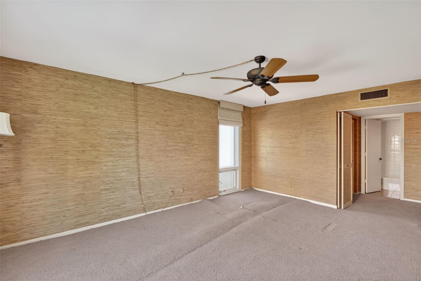 1111 N GULFSTREAM AVE #8D, SARASOTA, FL, 34236