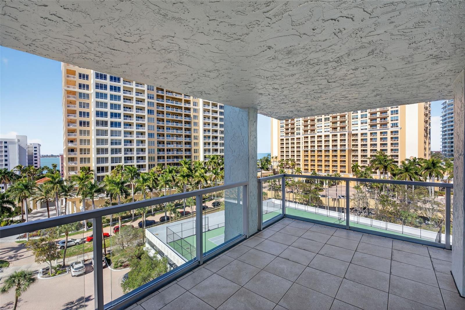 1111 N GULFSTREAM AVE #8D, SARASOTA, FL, 34236