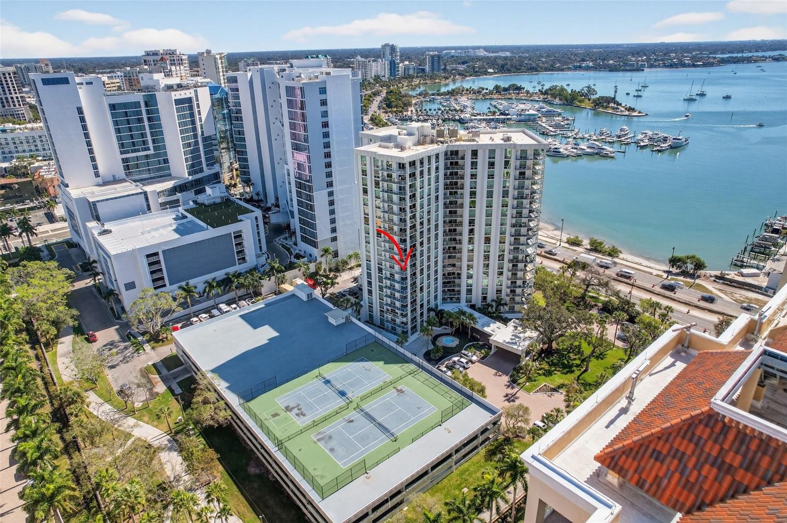 1111 N GULFSTREAM AVE #8D, SARASOTA, FL, 34236