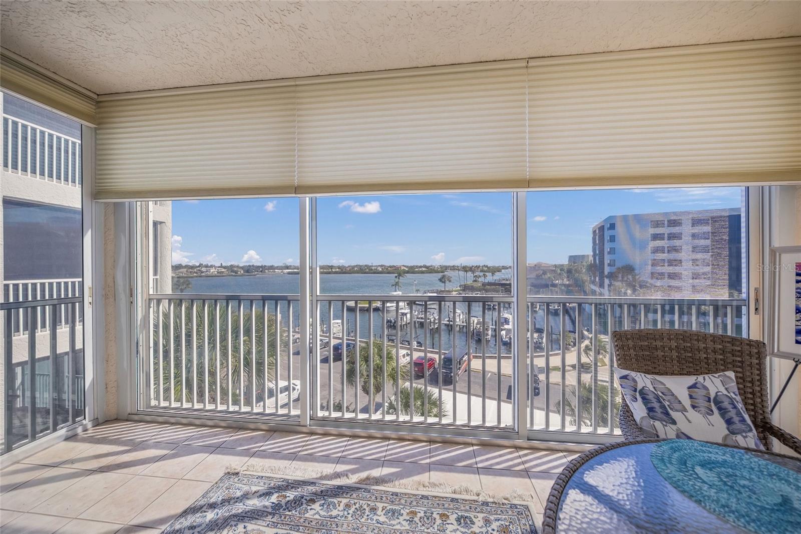 1260 DOLPHIN BAY WAY #403, SARASOTA, FL, 34242