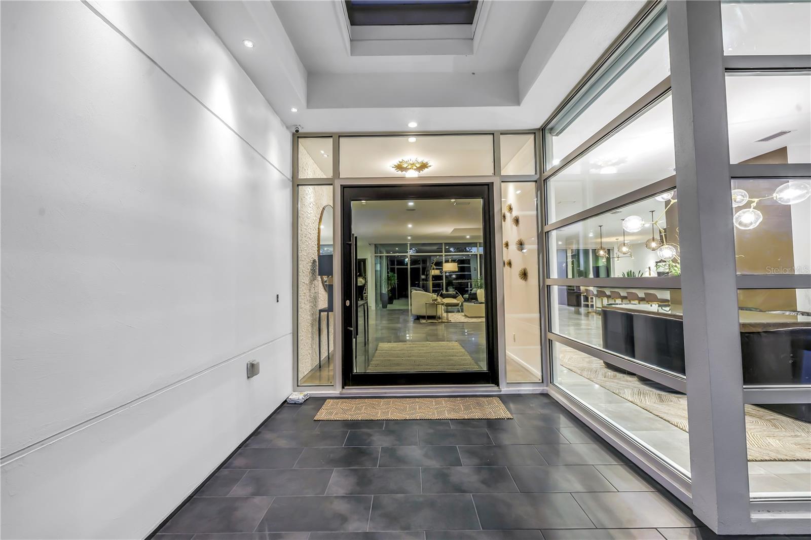 TB8469526 Property Photo