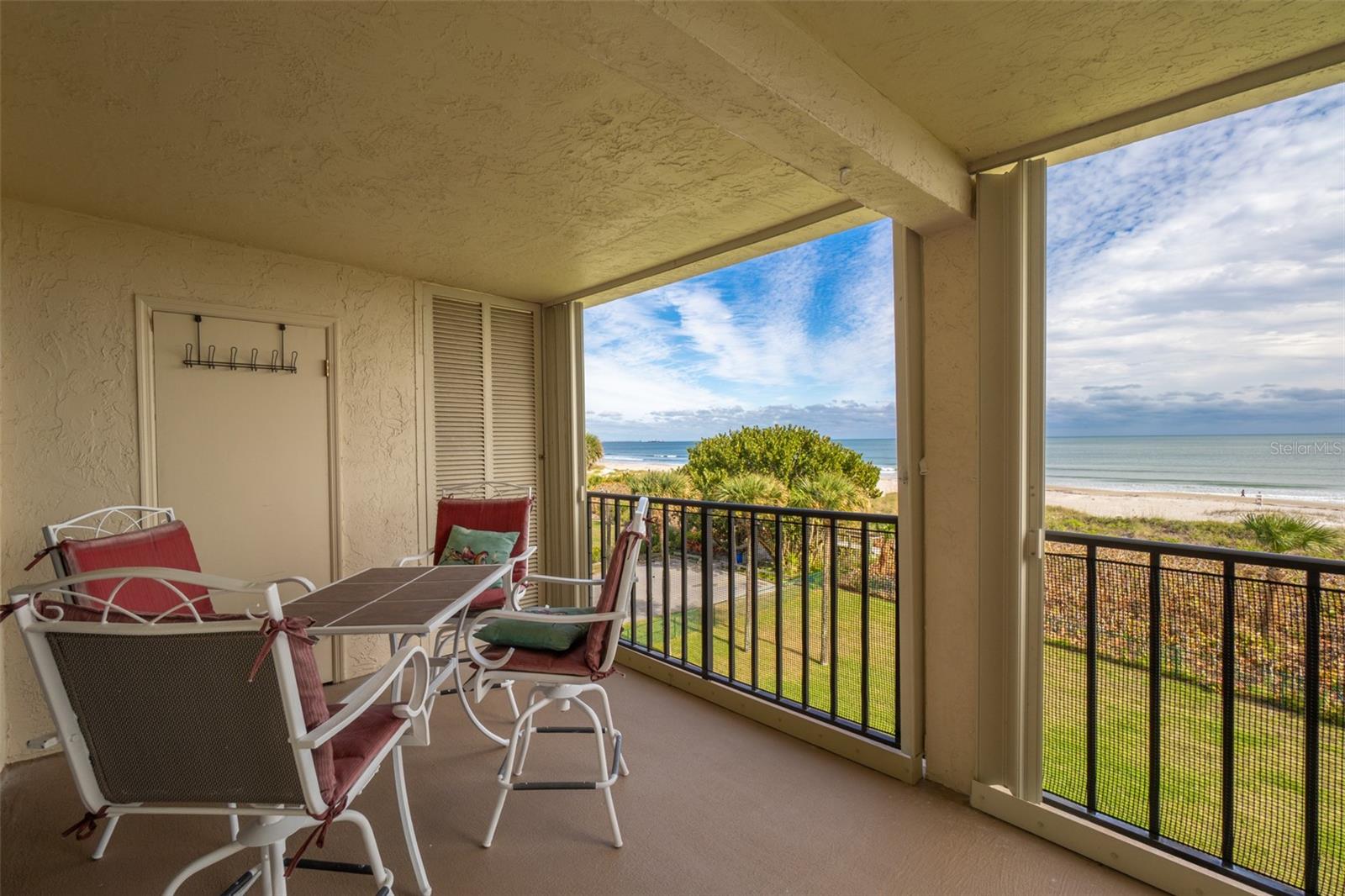 545 GARFIELD AVE #402, COCOA BEACH, FL, 32931