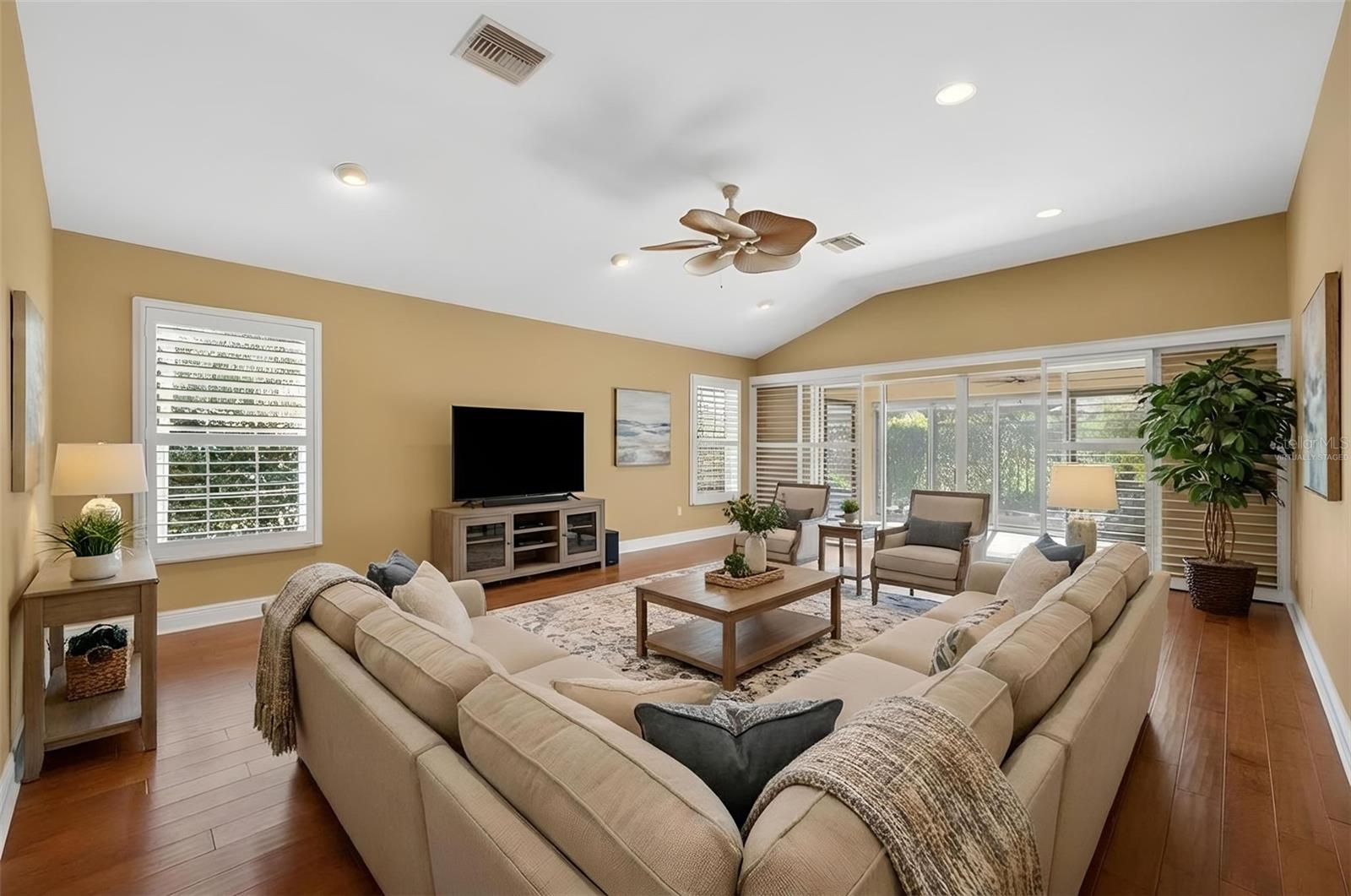 1326 BRINKLEY LN, THE VILLAGES, FL, 32163