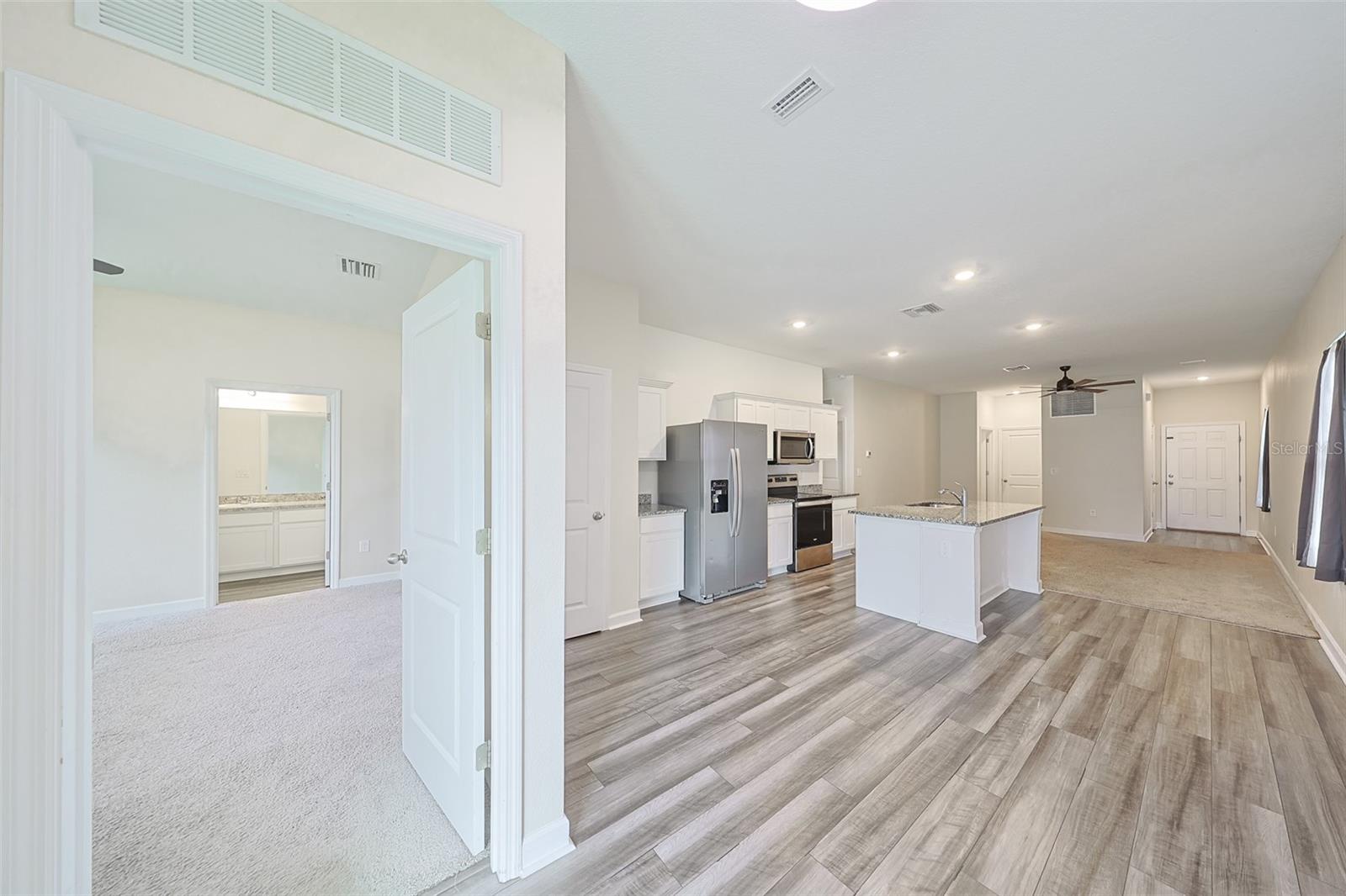 35210 DAISY MEADOW LOOP, ZEPHYRHILLS, FL, 33541